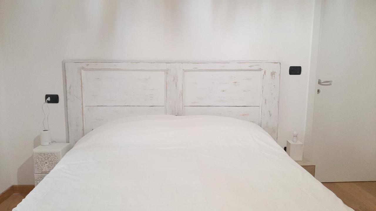 Ferienwohnung La Chicca In Centro - Centro Storico Ascoli Piceno Exterior foto